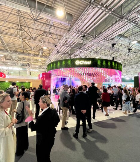 ers congress 2024 fiera di vienna stand chiesi farmaceutici ledwall produzione tecnica eventi service eventi soluzioni tecniche per eventi lighting design b2b roma milano messina