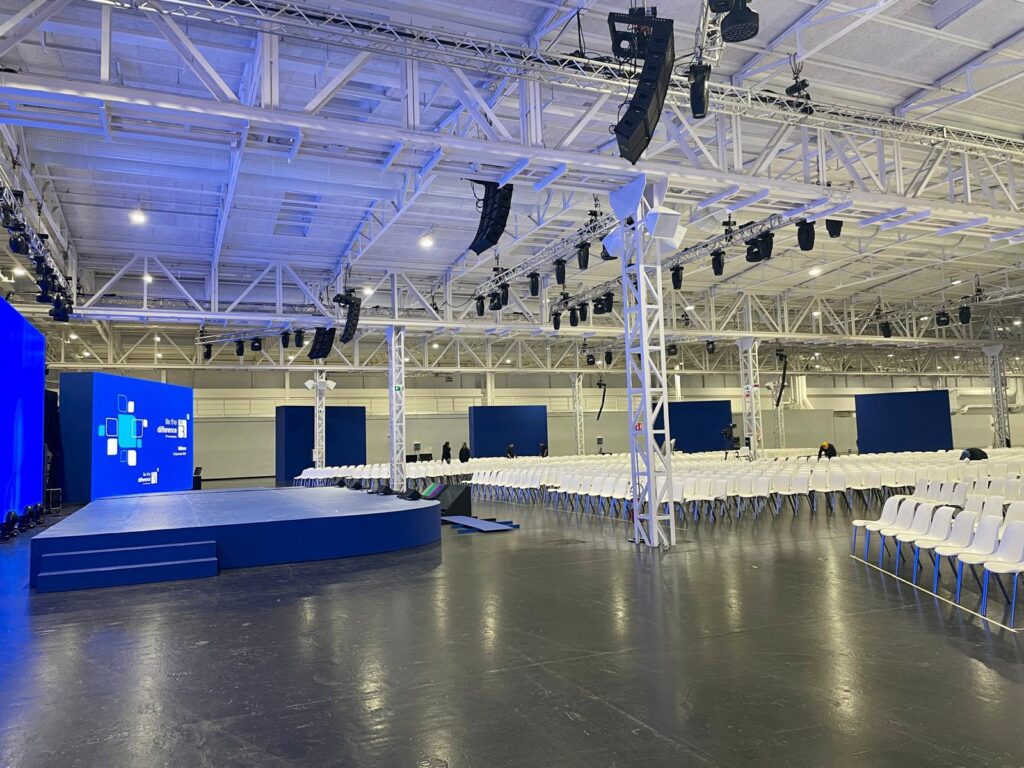 75° anniversario bolton group evento produzione completa dhs event solution service eventi produzione tecnica eventi milano roma messina superstudio maxi